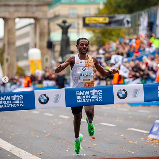 Sự lật đổ Kipchoge dành cho Bekele tại London Marathon 2020